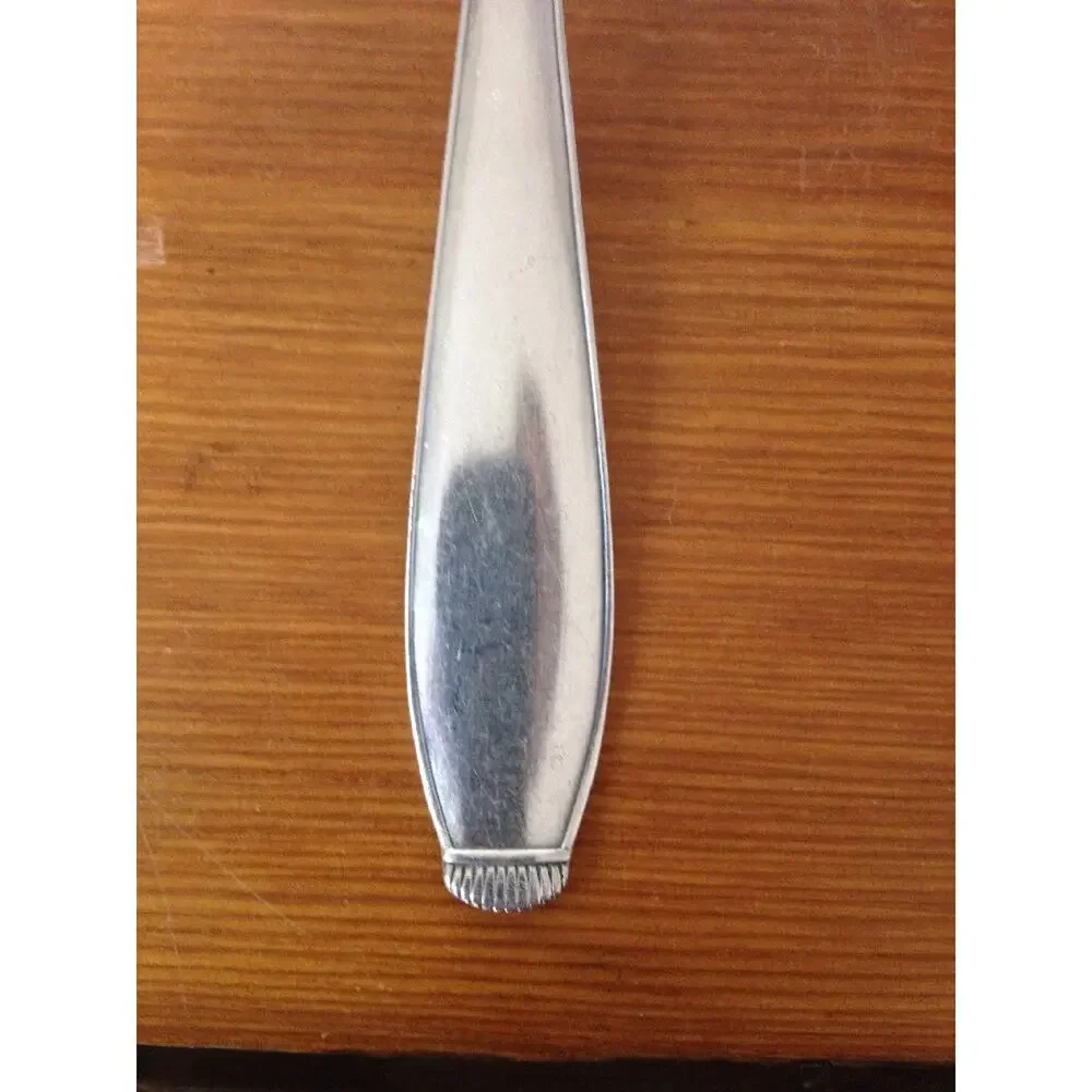 Pair of 2 Vitnage Antique WMF 90 Silverplate Fancy Leaf Spoons Flatware 7